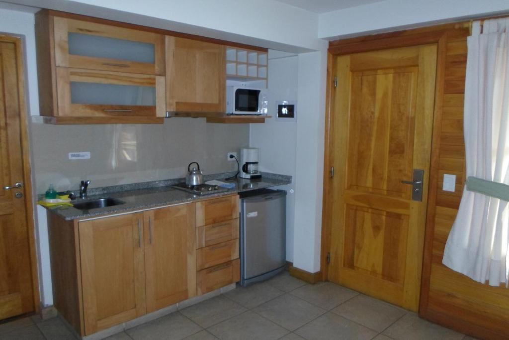 Apart Hotel Robles Del Sur ซาน มาร์ติง เด ลอส อันเดส ภายนอก รูปภาพ